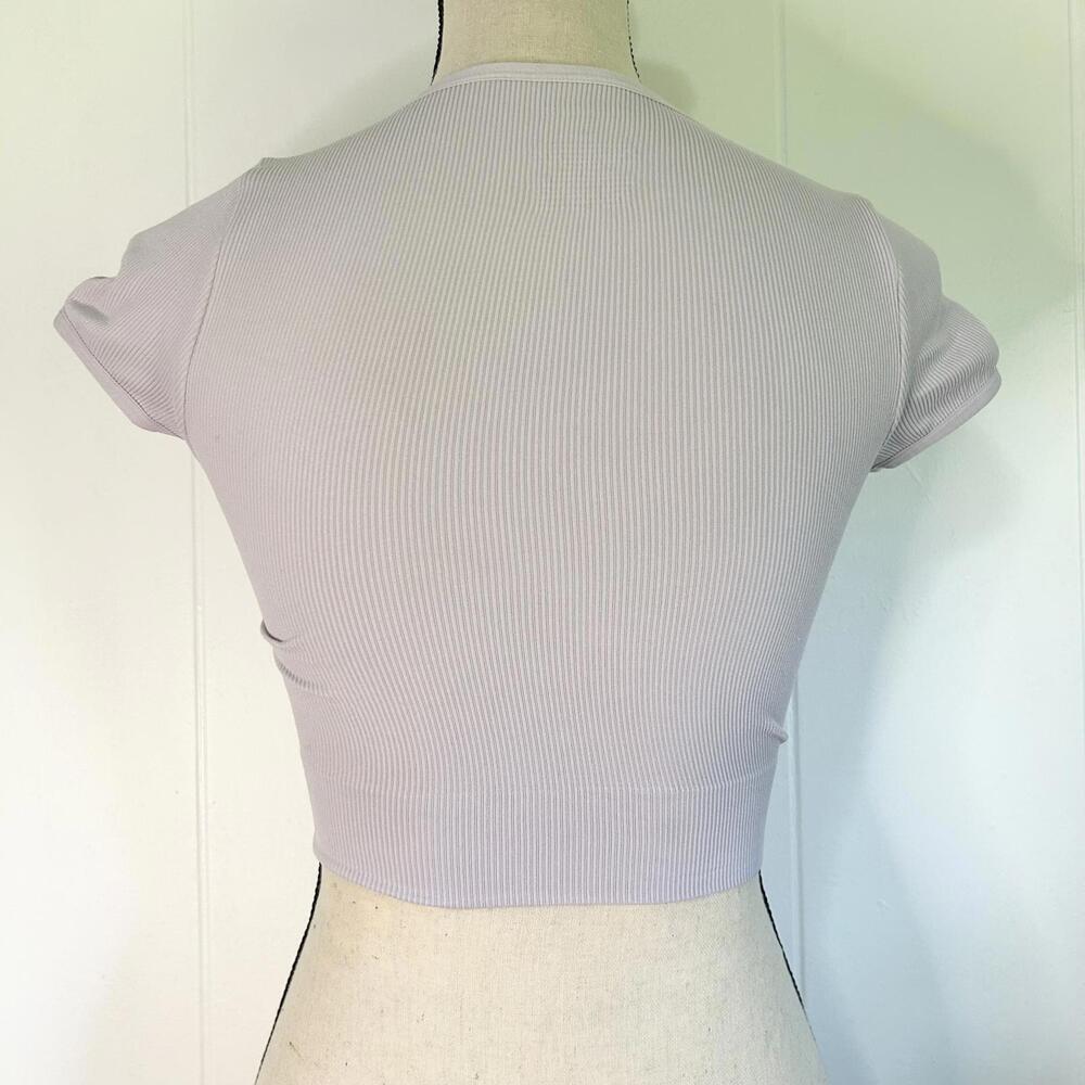 Wild Fable Purple Scrunch Ribbed Short Sleeve Fitted Crop Top Women's XXS - Picture 2 of 3